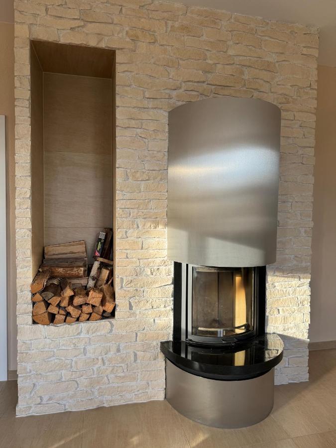 205 Qm "Traumtor" Mit Sauna, Whirlpool, Kamin Und 3 Terrassen Mit Blick In Die Boehmisch Saechsische Schweiz Дрезден Экстерьер фото