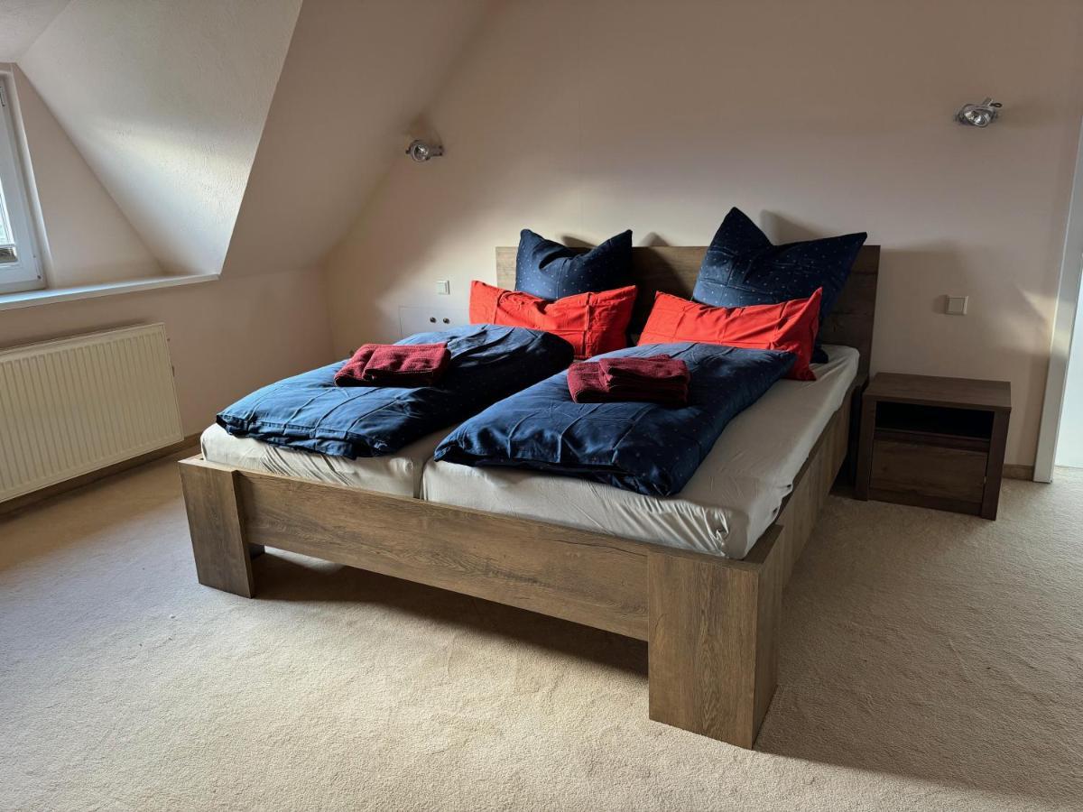 205 Qm "Traumtor" Mit Sauna, Whirlpool, Kamin Und 3 Terrassen Mit Blick In Die Boehmisch Saechsische Schweiz Дрезден Экстерьер фото